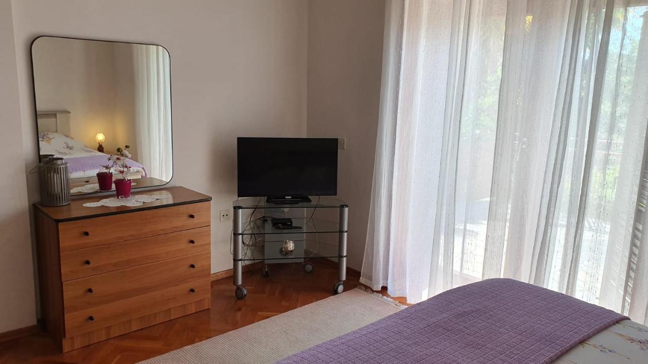 Apartmani Sofia Нівице Екстер'єр фото