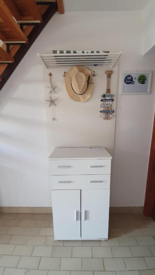 Apartmani Sofia Нівице Екстер'єр фото
