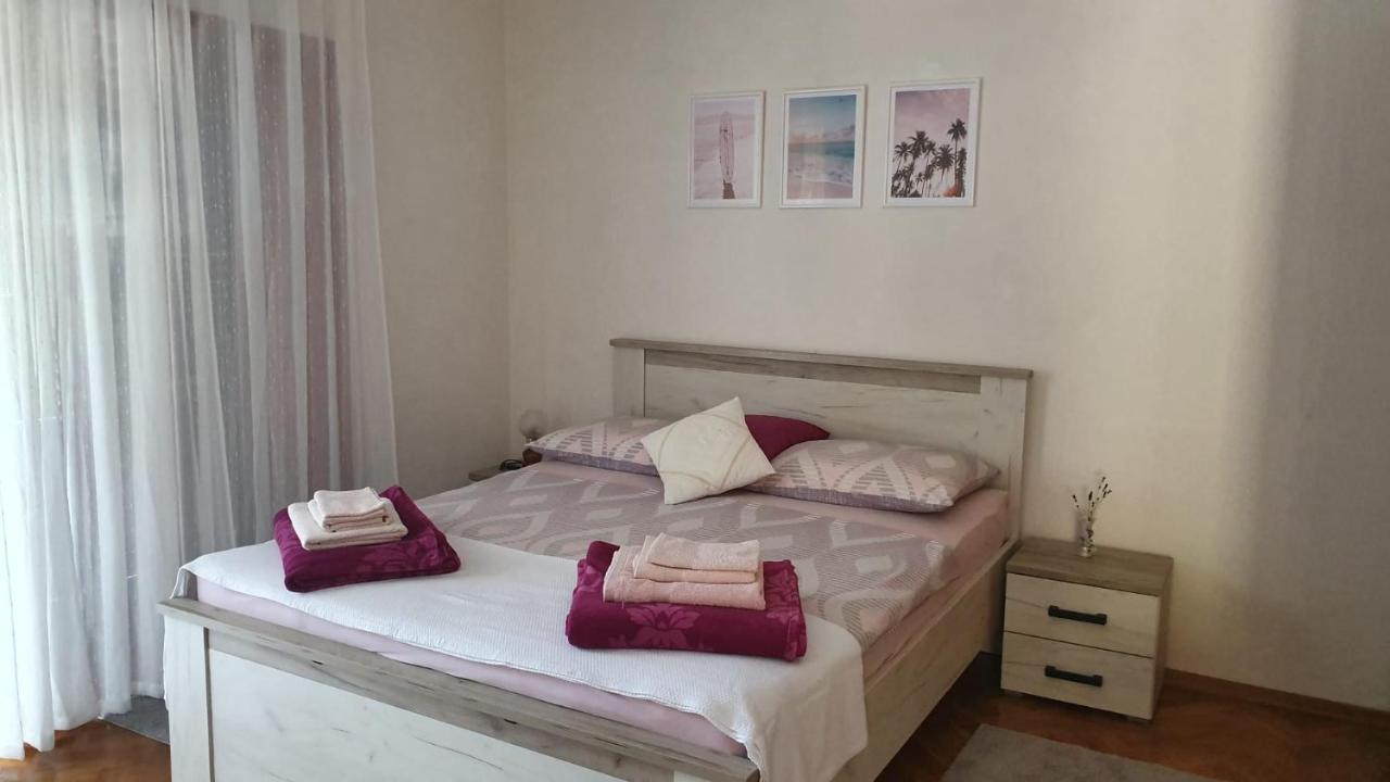 Apartmani Sofia Нівице Екстер'єр фото