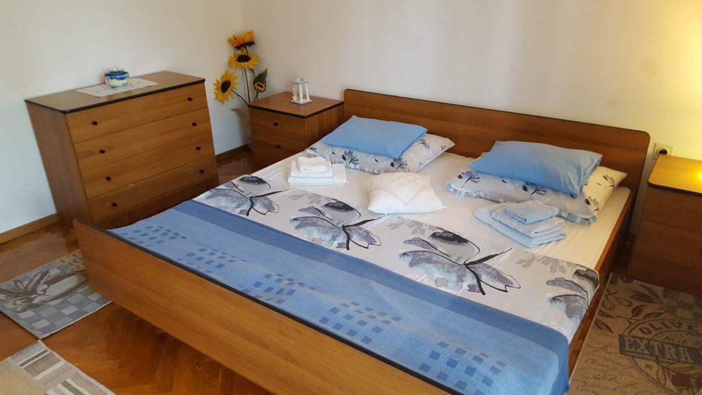 Apartmani Sofia Нівице Екстер'єр фото